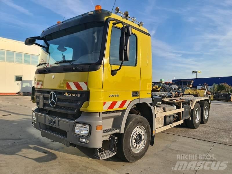 Mercedes-Benz DB2646 Horgos rakodó teherautók