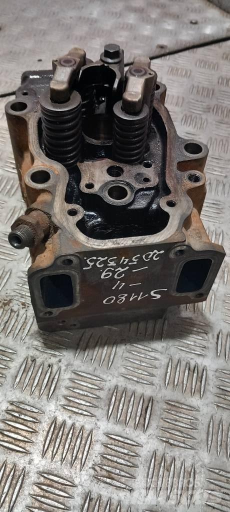 Scania P 360.   2054325 Motorok
