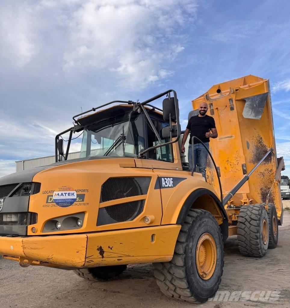 Volvo A 30 F Csuklósdömperek