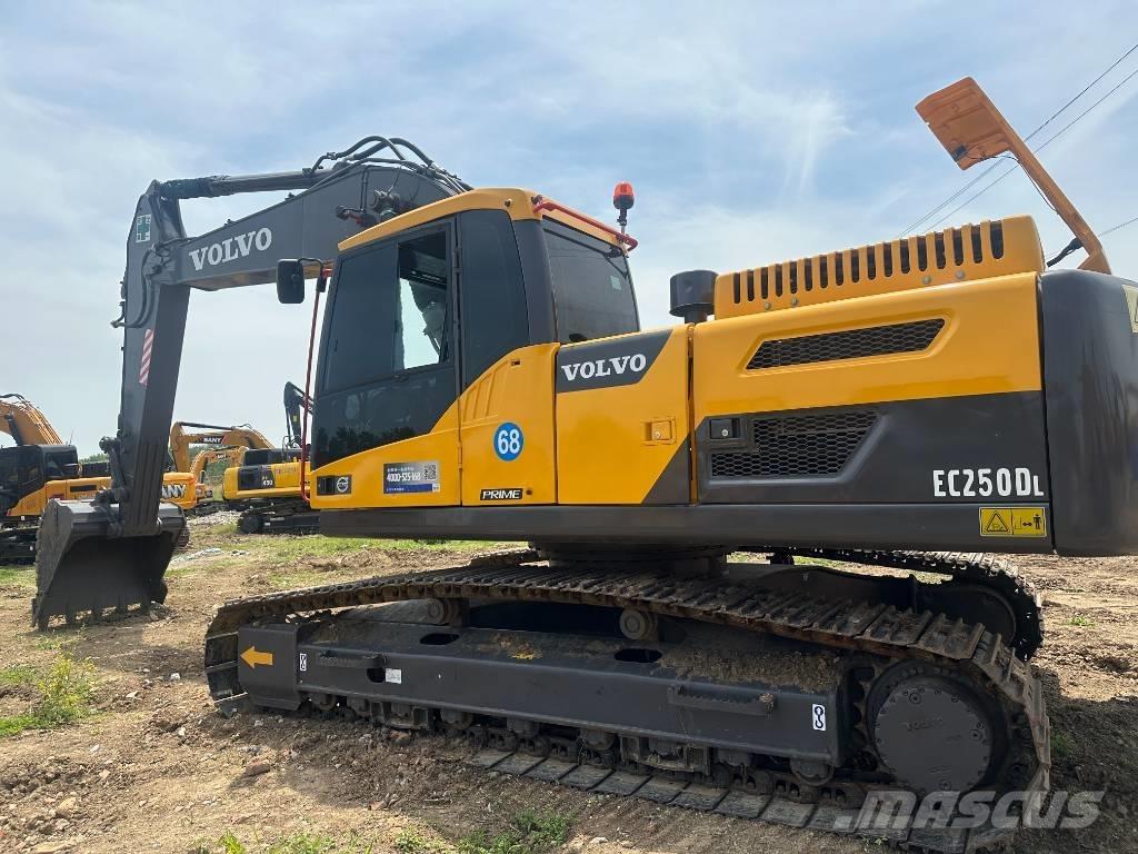 Volvo EC 250 D Lánctalpas kotrók