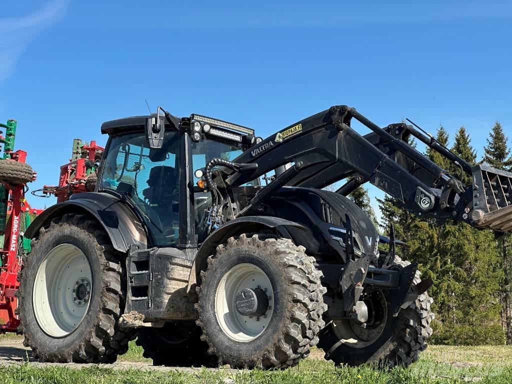 Valtra T 255 Versu Traktorok