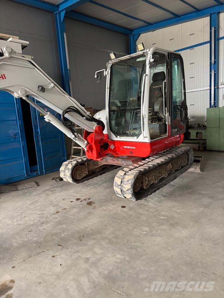 Takeuchi TB260 Mini kotrók < 7t