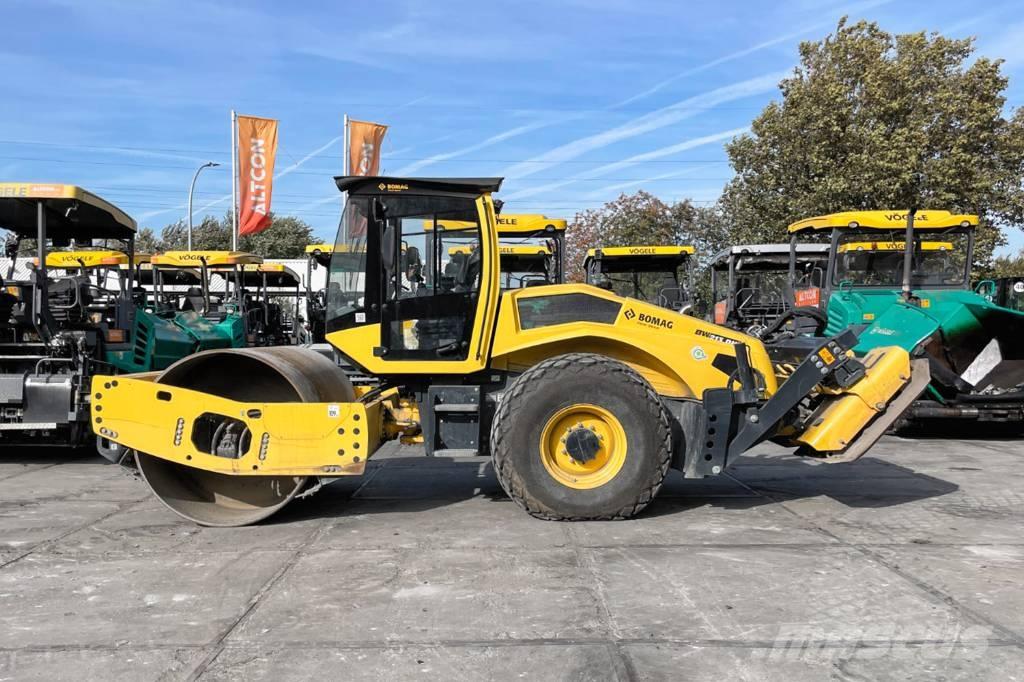 Bomag BW 213 D-5 Egydobos hengerek