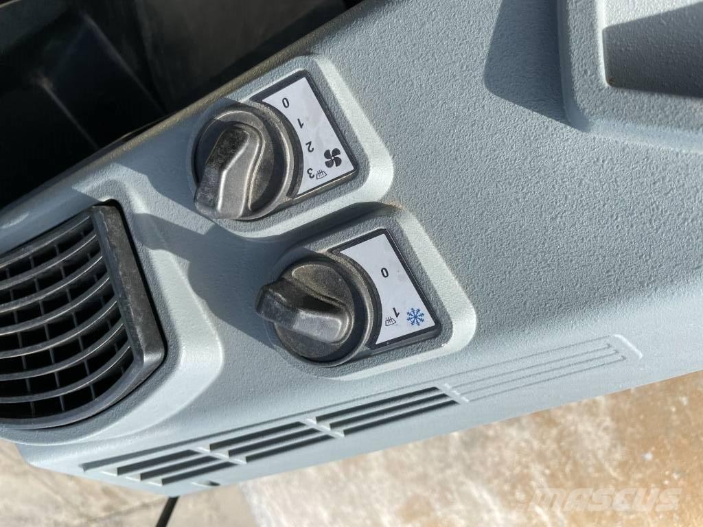 Bomag BW 213 D-5 Egydobos hengerek