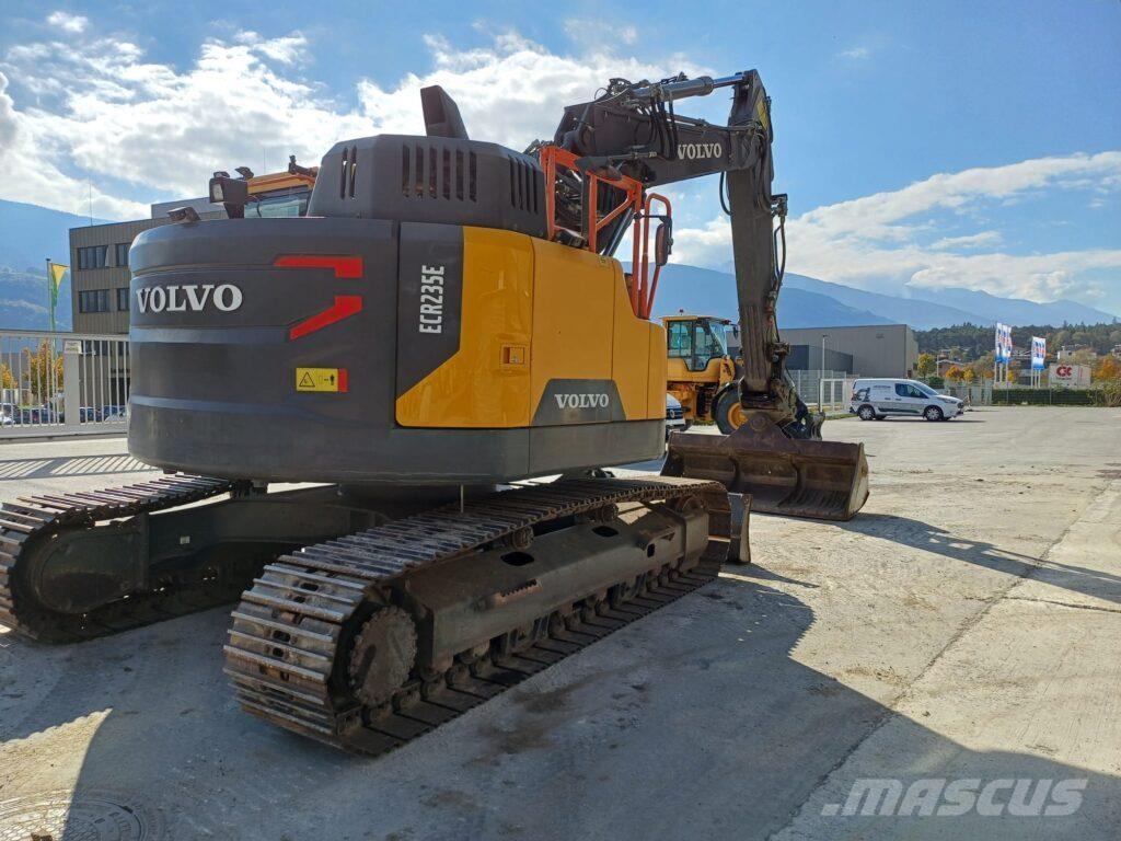 Volvo ECR235EL Lánctalpas kotrók