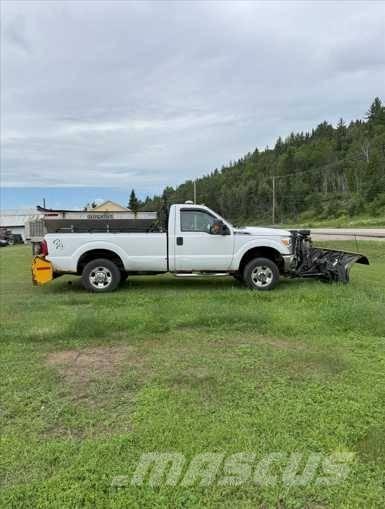 Ford F 350 Egyéb