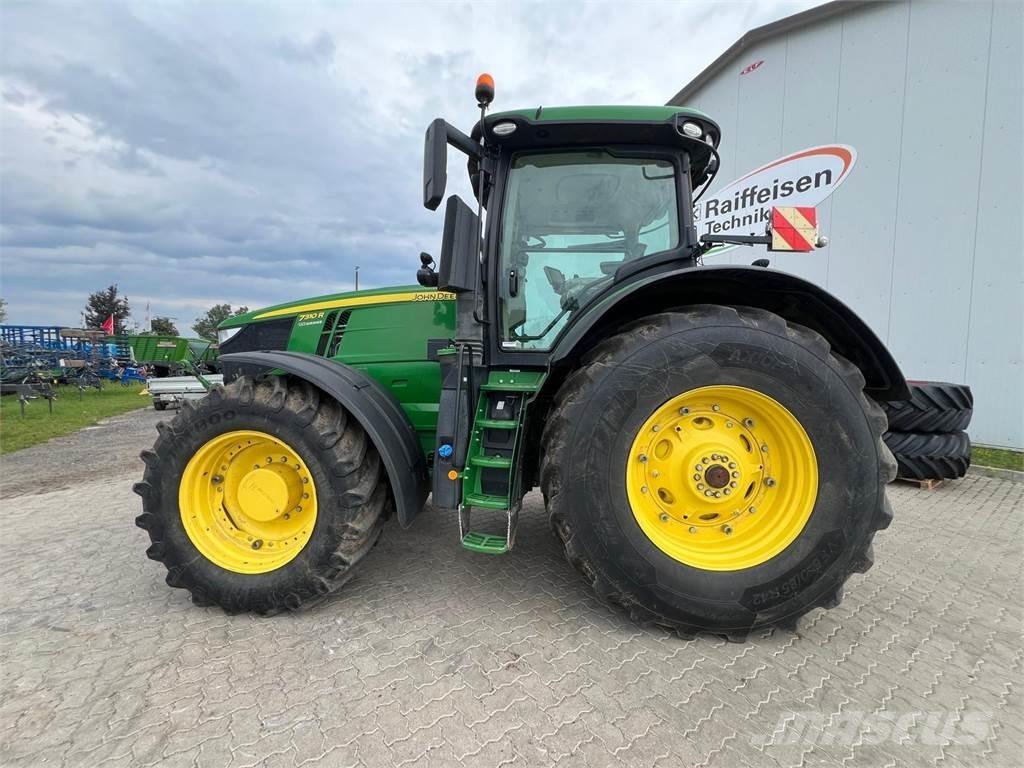 John Deere 7310 R Traktorok