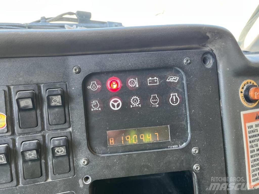 CAT 771D Nehézdömper