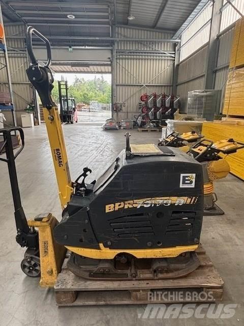 Bomag BPR 70/70 Vibrátorok