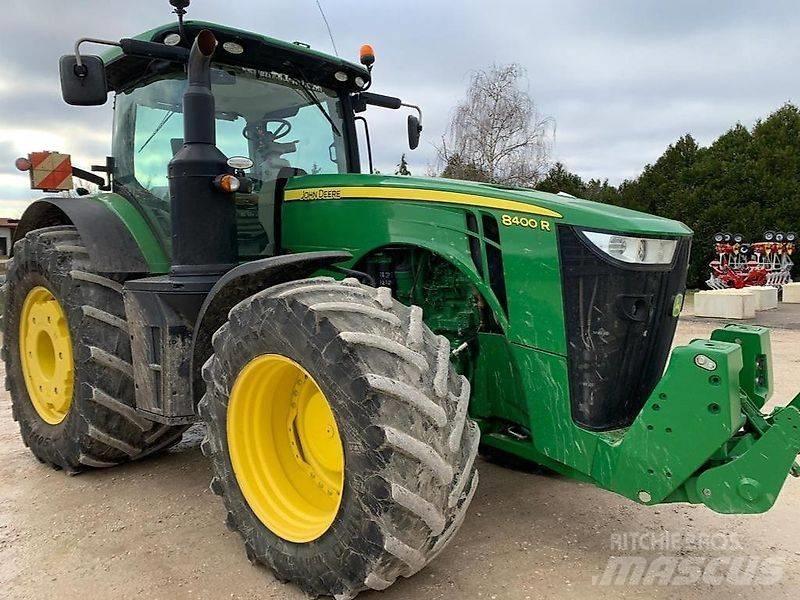 John Deere 8400R Traktorok
