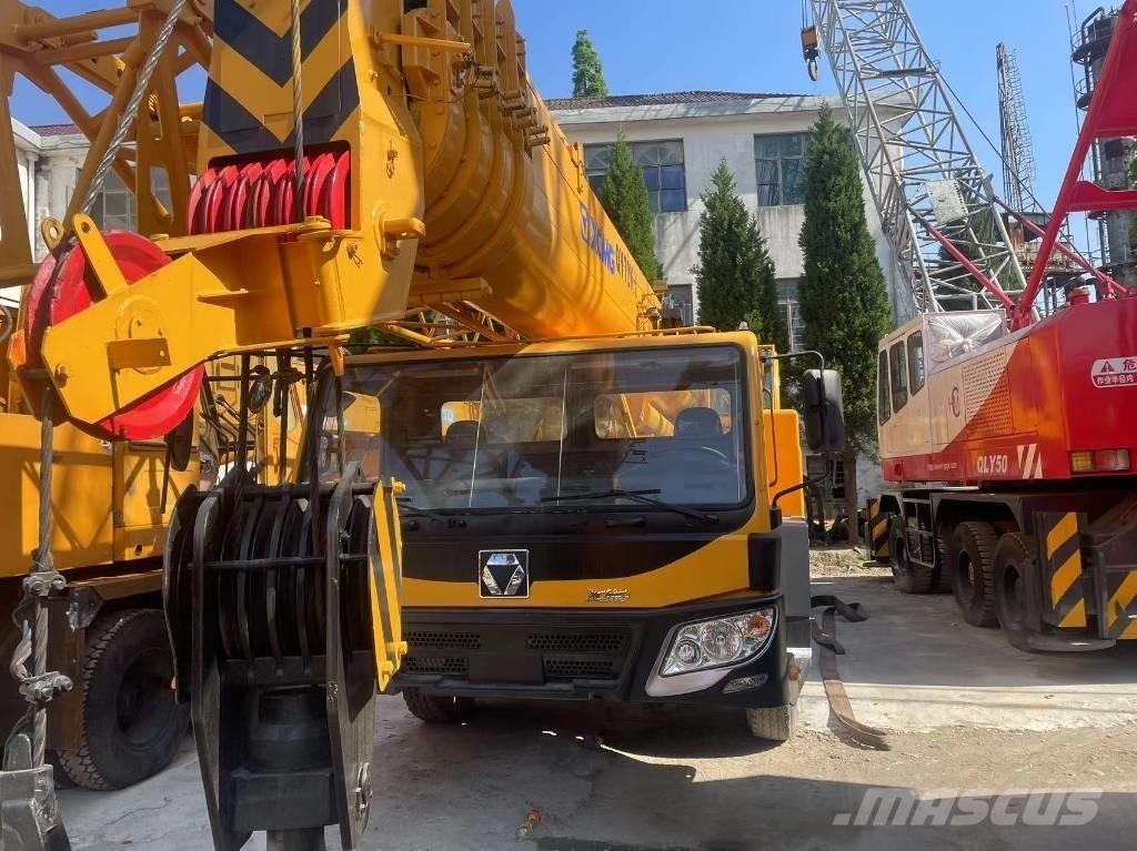 XCMG QY70K Mobil daruk