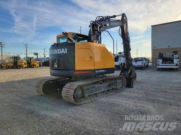 Hyundai HX130 Lánctalpas kotrók