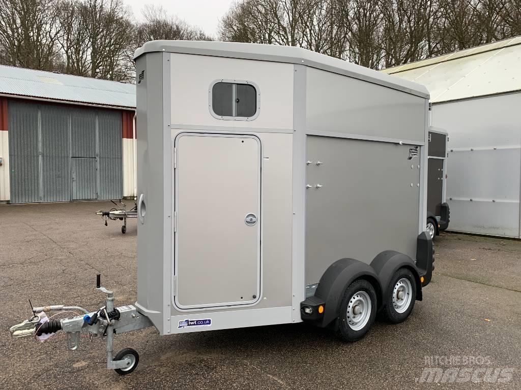 Ifor Williams HB403 Állatszállító pótkocsik
