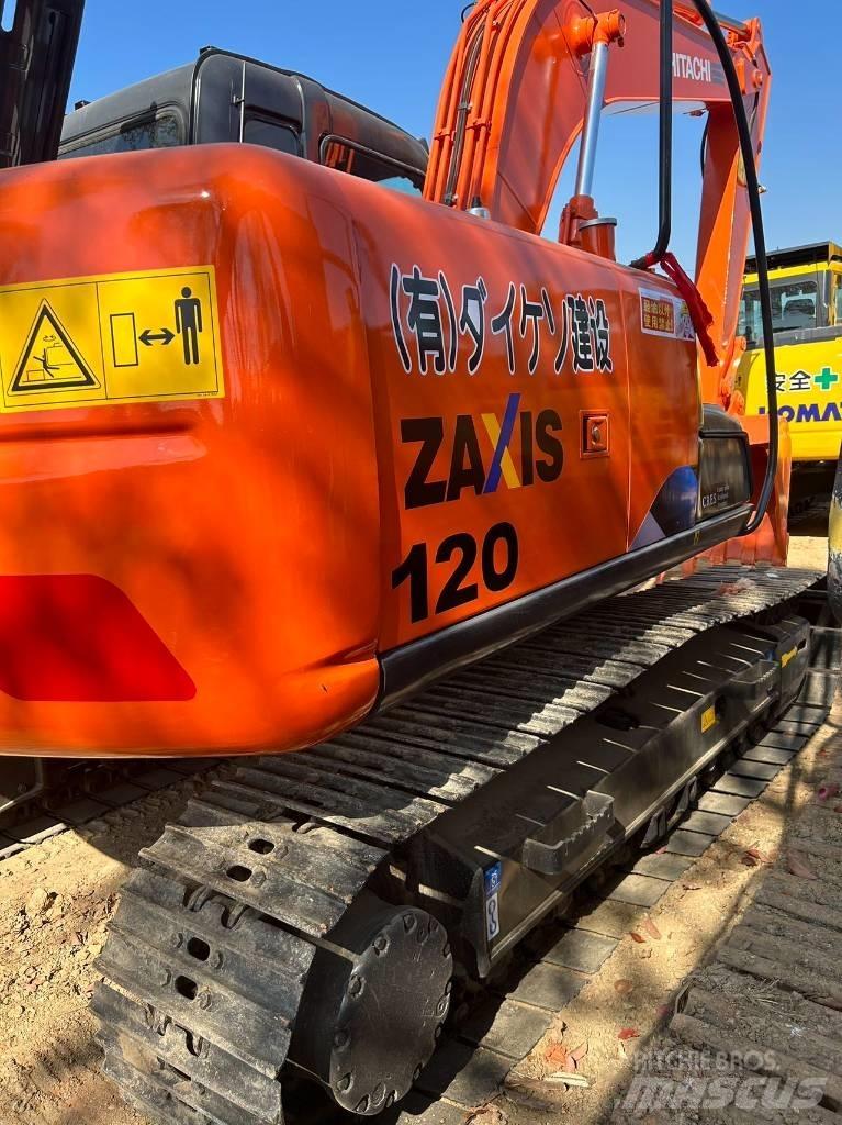 Hitachi ZX 120 Közepes (midi) kotrók 7 t - 12 t