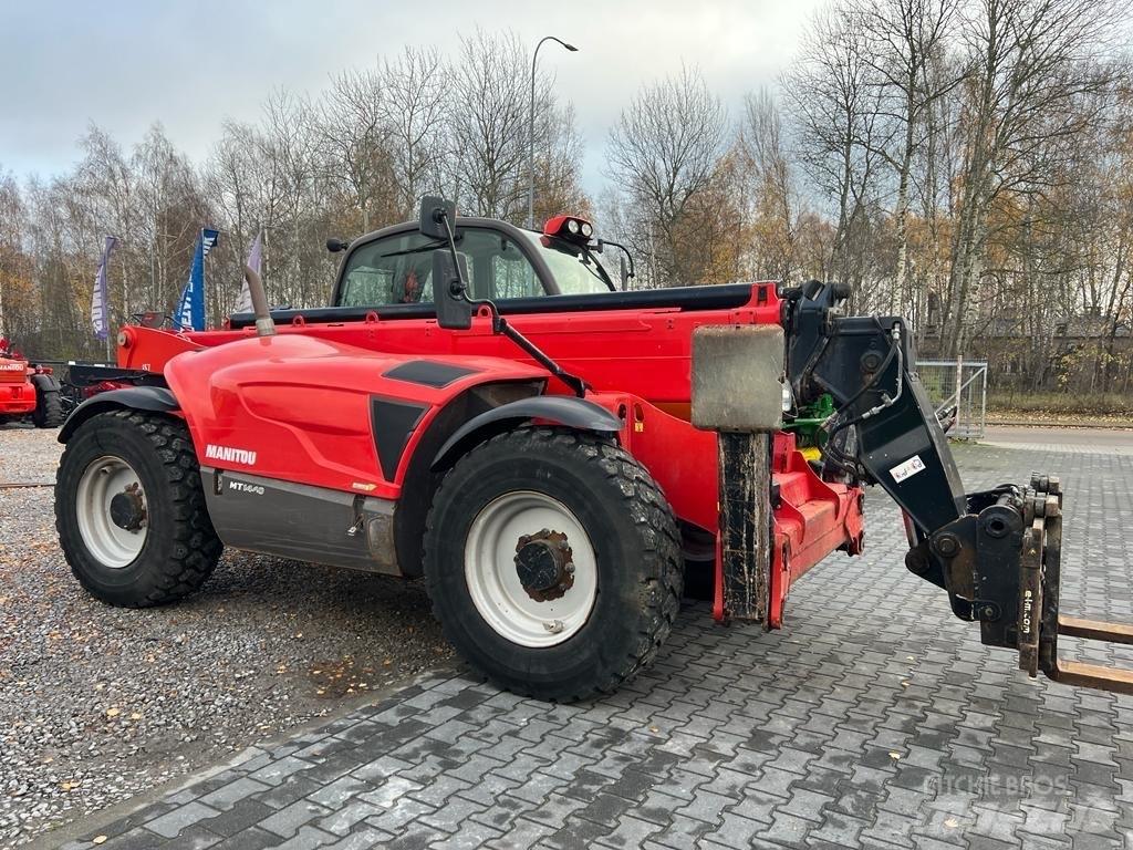 Manitou MT 1440 Teleszkópos rakodók