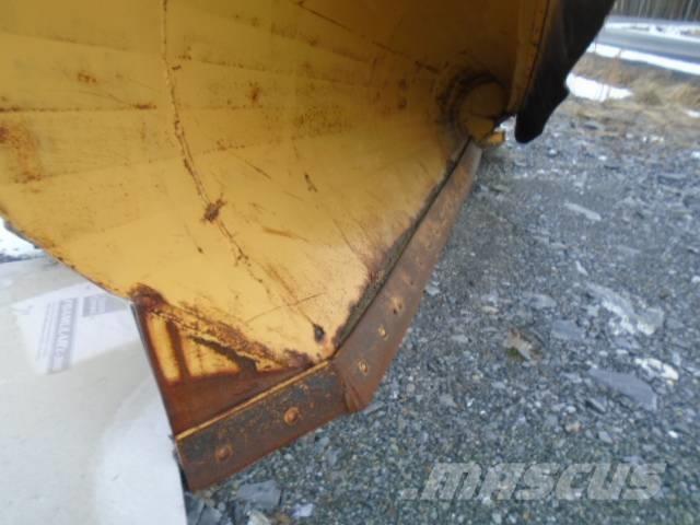  SNOW PLOW 162'' Homlokrakodó tartozékok
