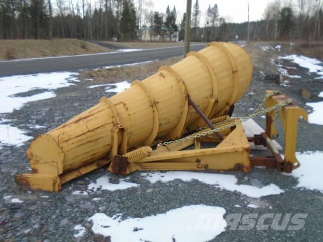  SNOW PLOW 162'' Homlokrakodó tartozékok