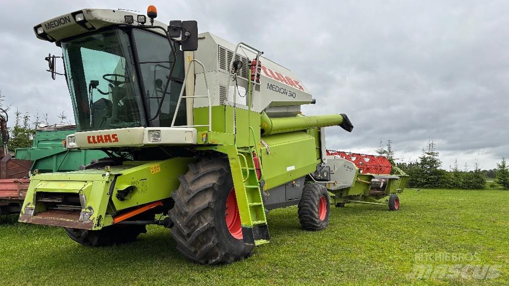 CLAAS Medion 310 Kombájnok