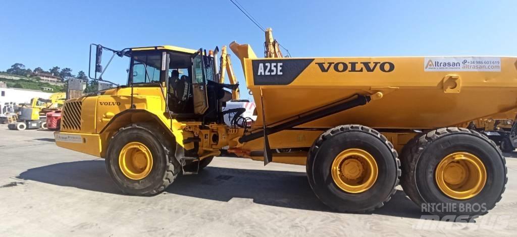 Volvo A 25 E Csuklósdömperek