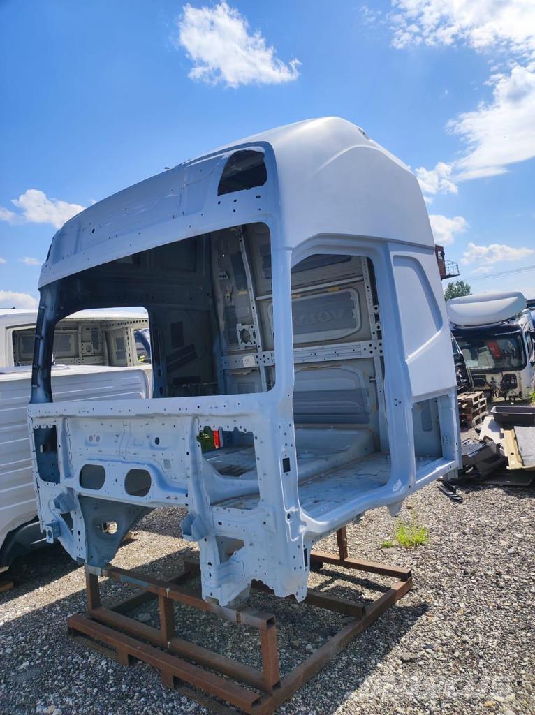 Volvo FH4 CABIN Vezetőfülke és belső tartozékok