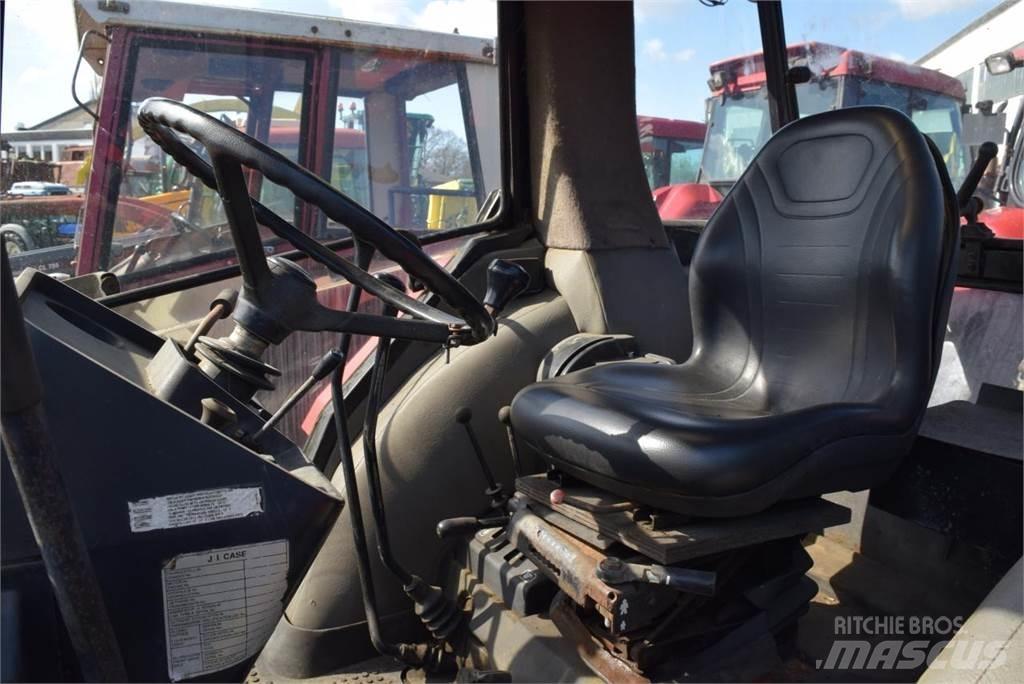 Case IH 844 XL Traktorok