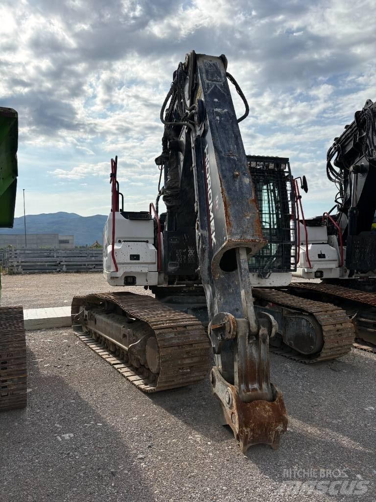 Hidromek 230 LC TX Bontásra használt kotrók