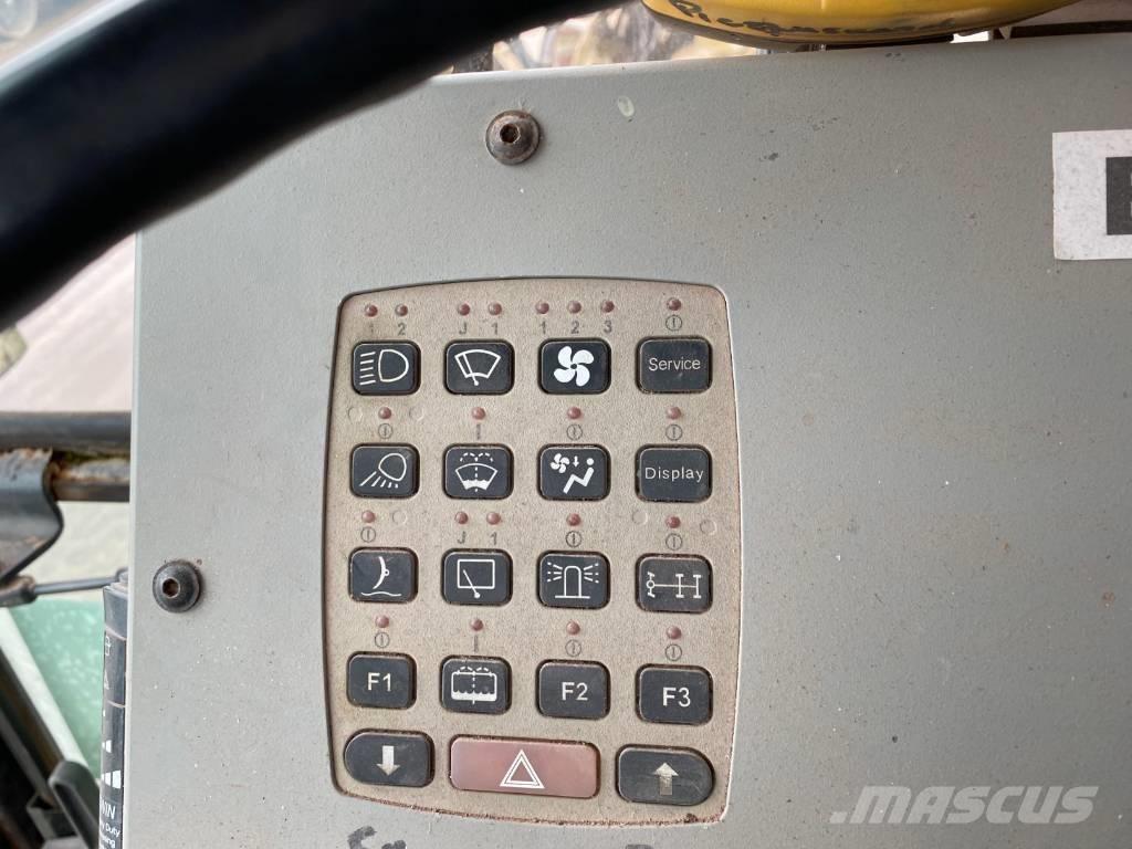 New Holland F 156.6 Gréderek