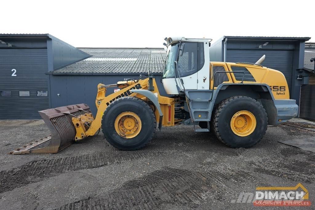 Liebherr L556 Gumikerekes homlokrakodók
