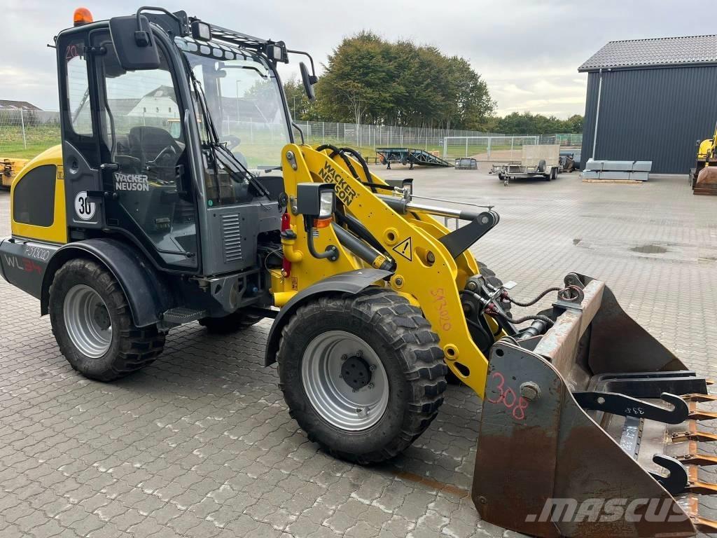 Wacker Neuson WL 34 Mini homlokrakodók