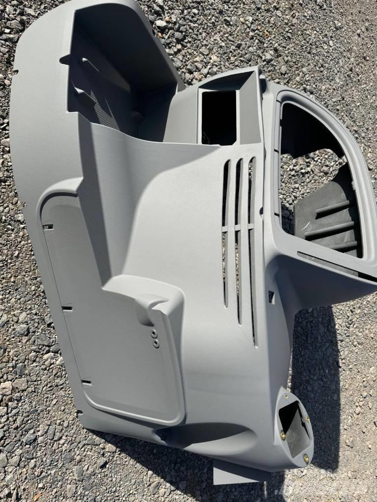 JCB 3 CX Side Panel Vezetőfülke és belső tartozékok