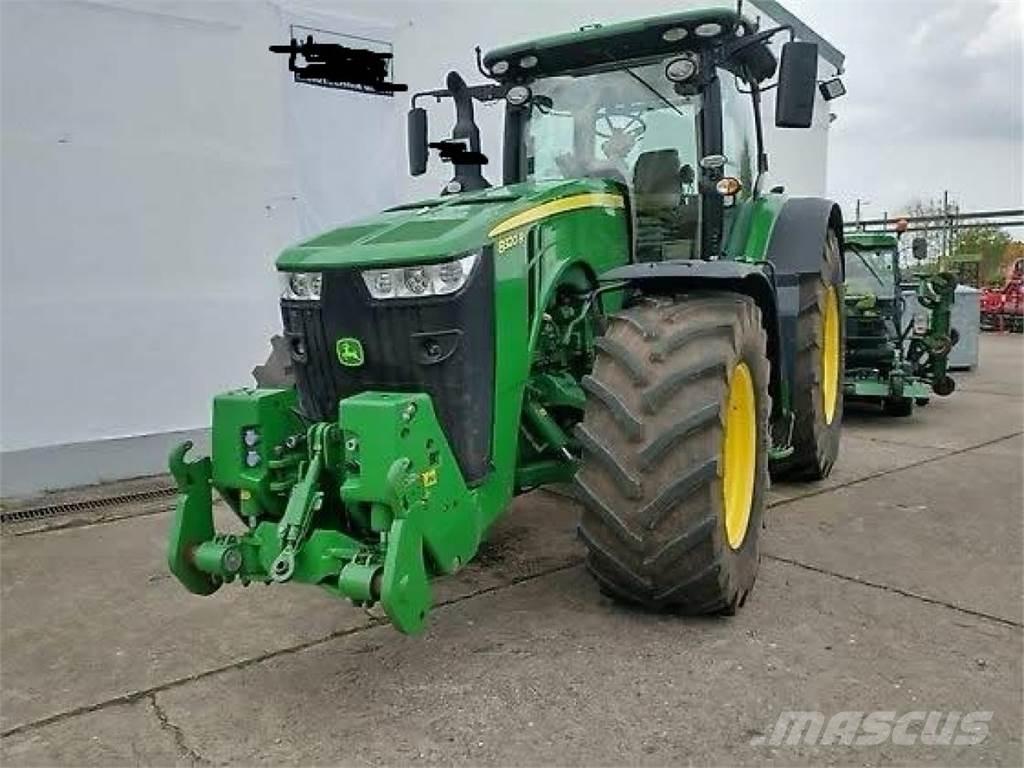 John Deere 8320R Traktorok