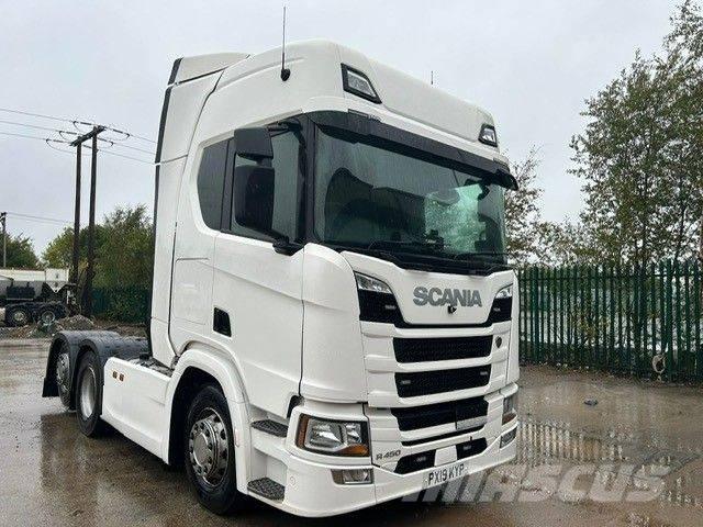 Scania R 450 Nyergesvontatók