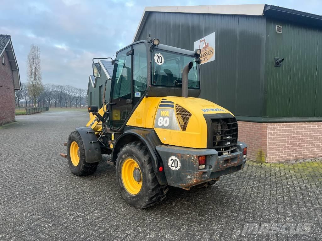 Komatsu WA 80-5 Gumikerekes homlokrakodók