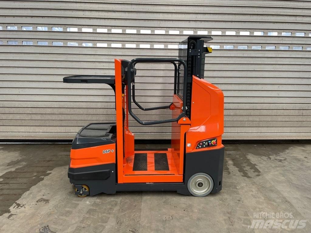 JLG DSP- S Komissiózó magas emelésű targonca