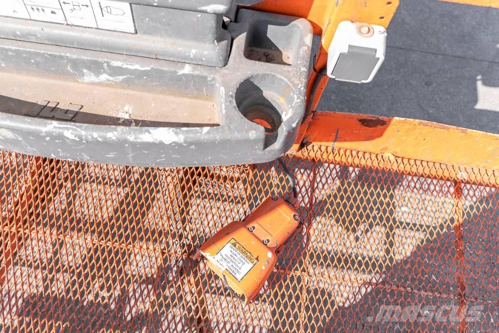 JLG 1500 SJ Teleszkópos emelők
