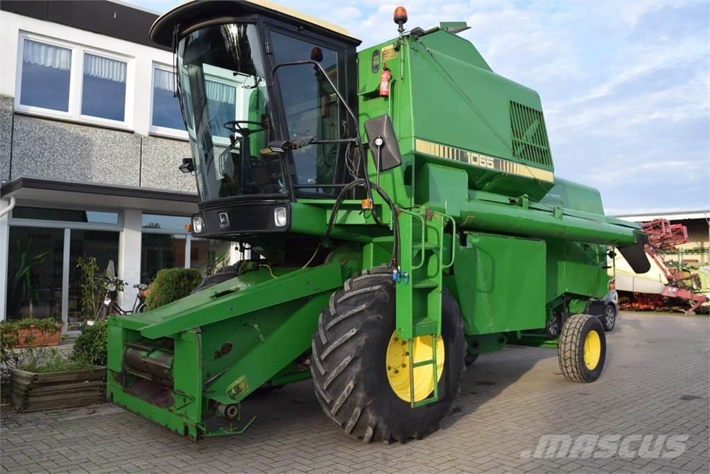 John Deere 1065 Kombájnok