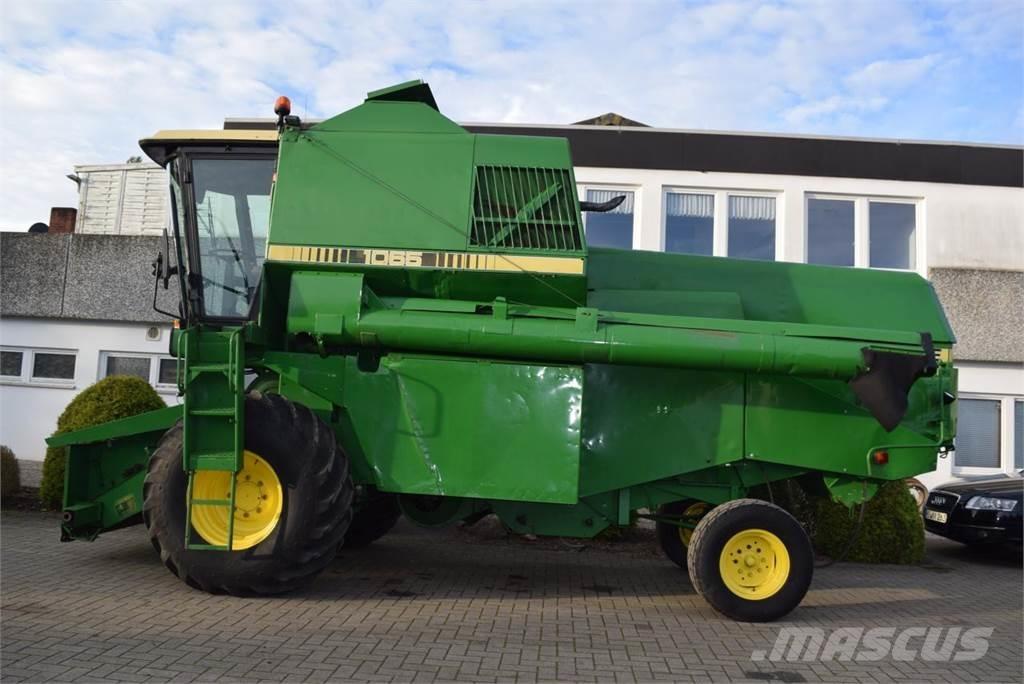 John Deere 1065 Kombájnok
