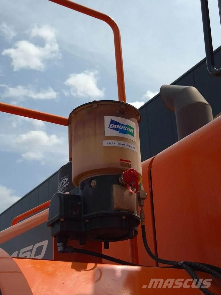 Doosan dl450-5 Gumikerekes homlokrakodók