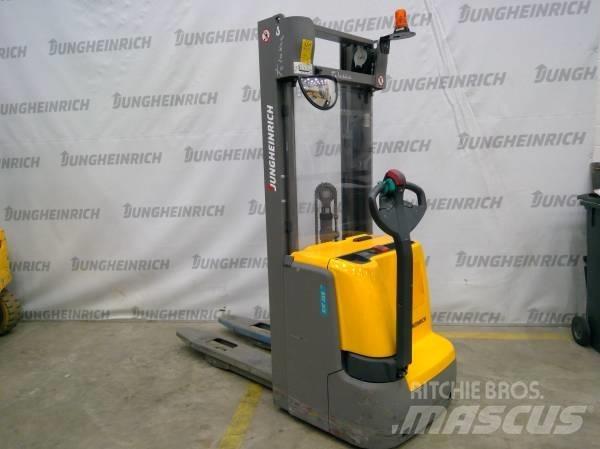 Jungheinrich EJC 216 Gyalogkíséretű targonca