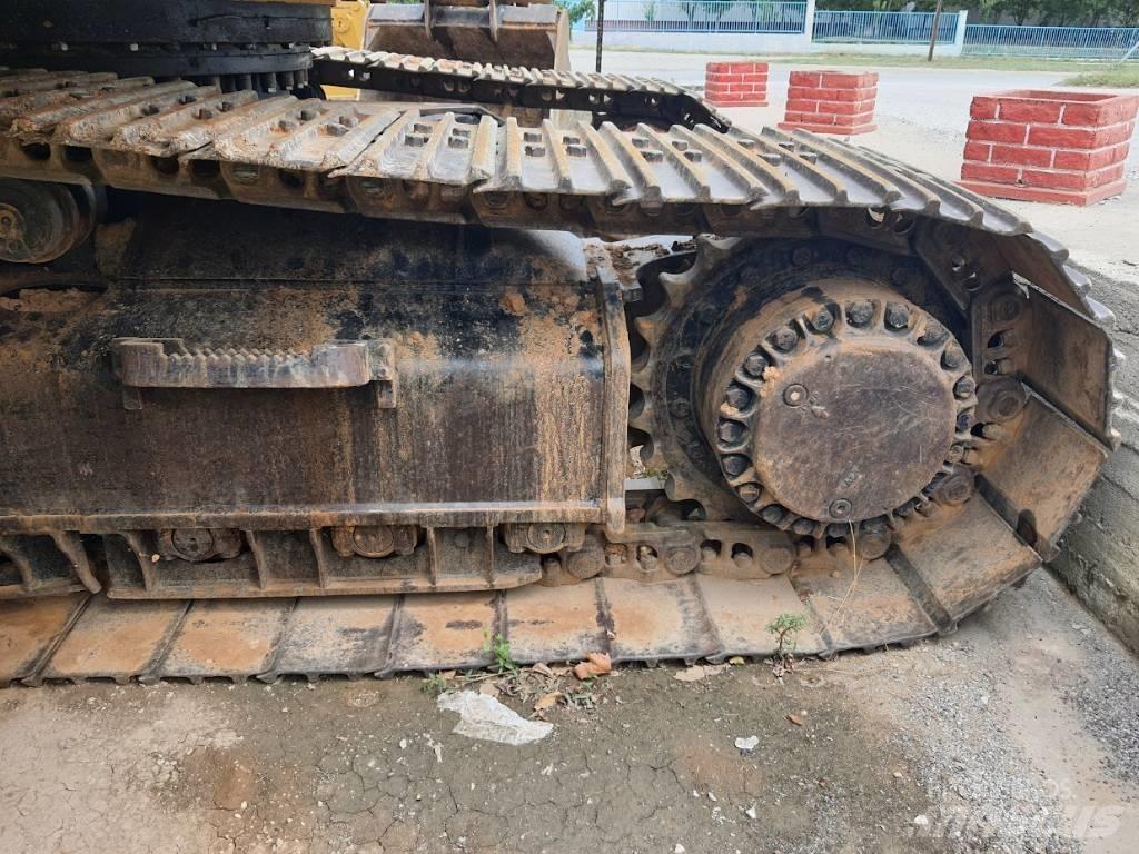 CAT 330 L Lánctalpas kotrók