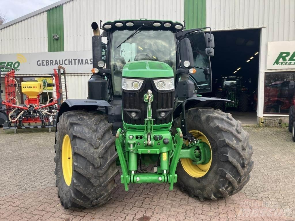John Deere 6250R Traktorok