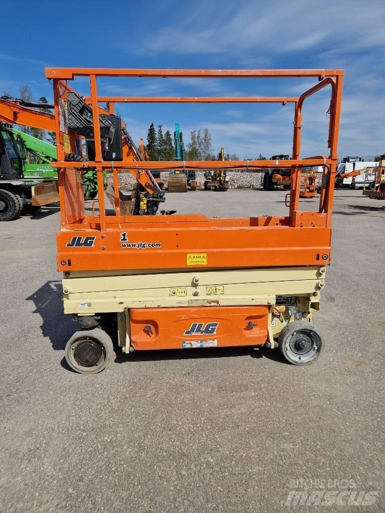 JLG ES 1932 Ollós emelők