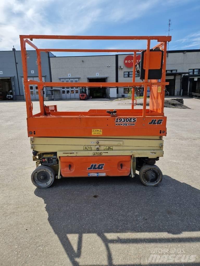 JLG ES 1932 Ollós emelők