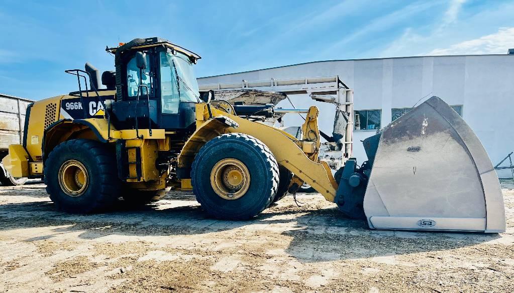 CAT 966K Gumikerekes homlokrakodók