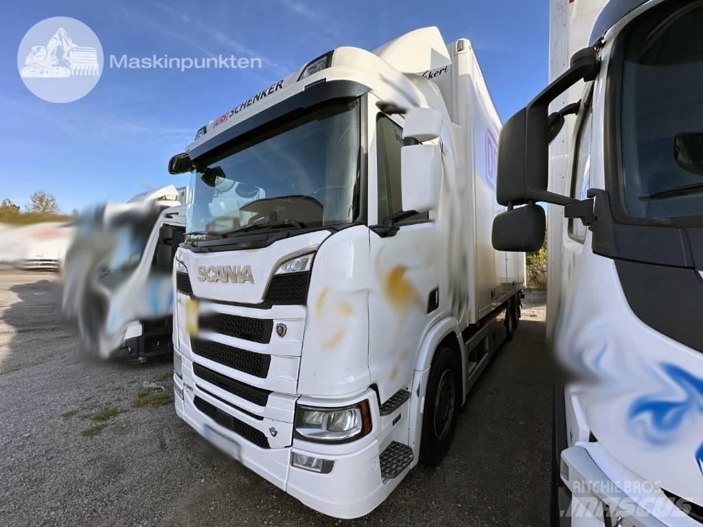 Scania R 580 Dobozos teherautók