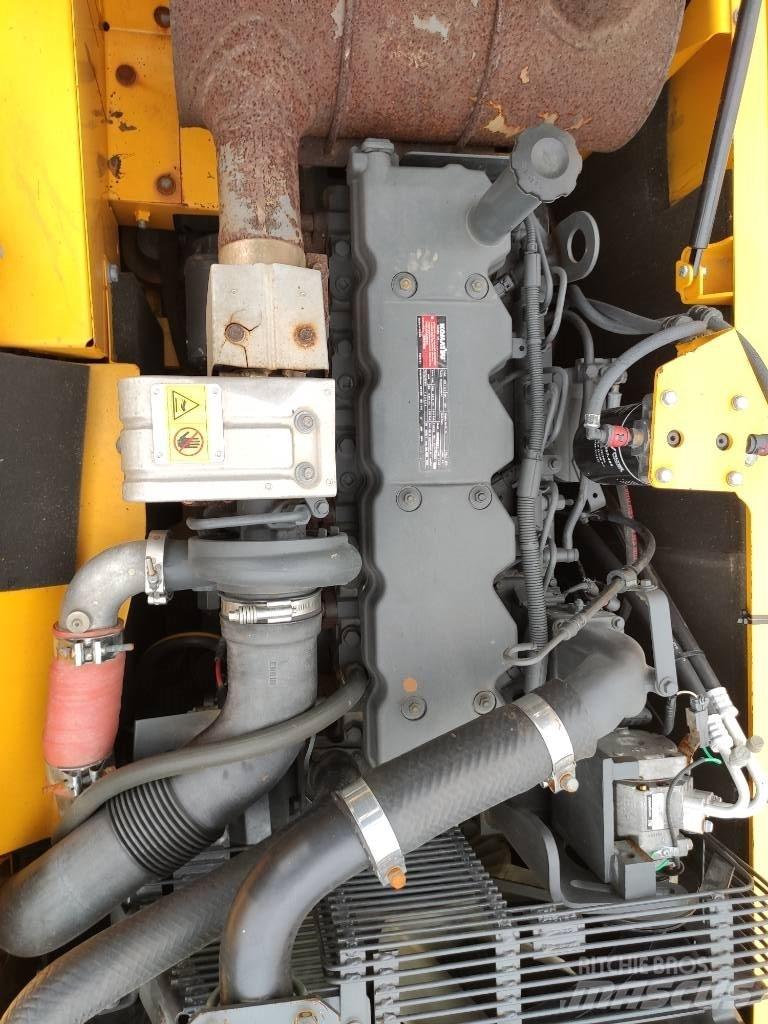 Komatsu PC 200 LC-8L Lánctalpas kotrók