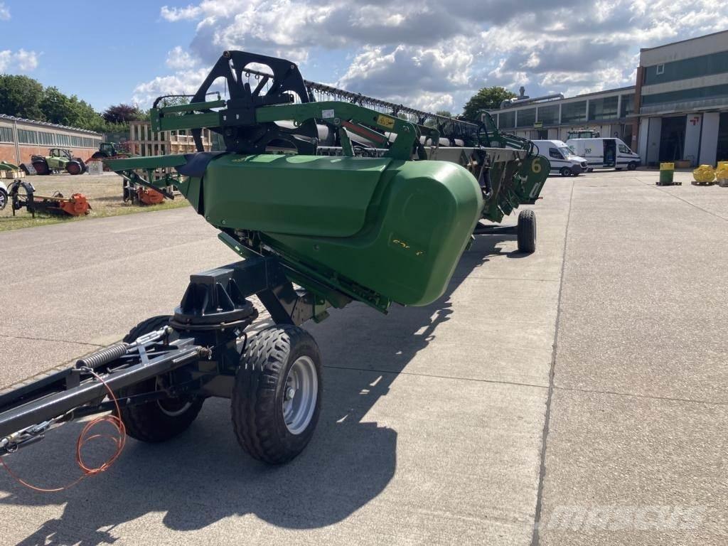 John Deere 630X Betakarító fejek