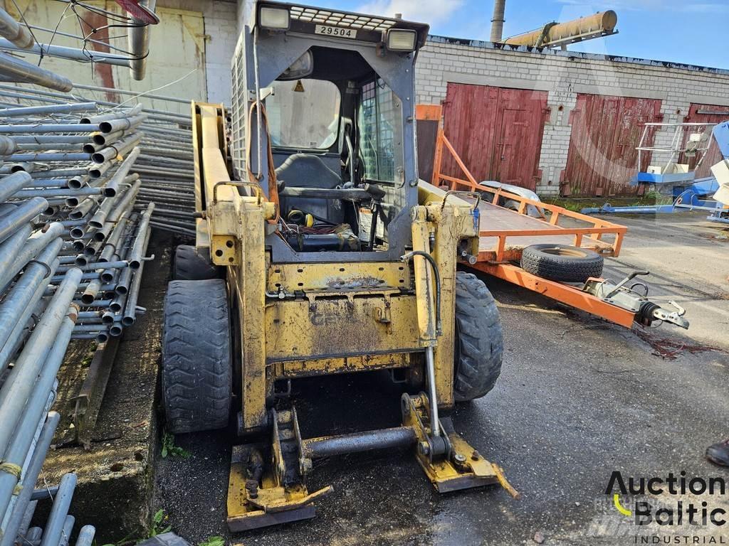 Gehl 4835 SXT Kompaktrakodók