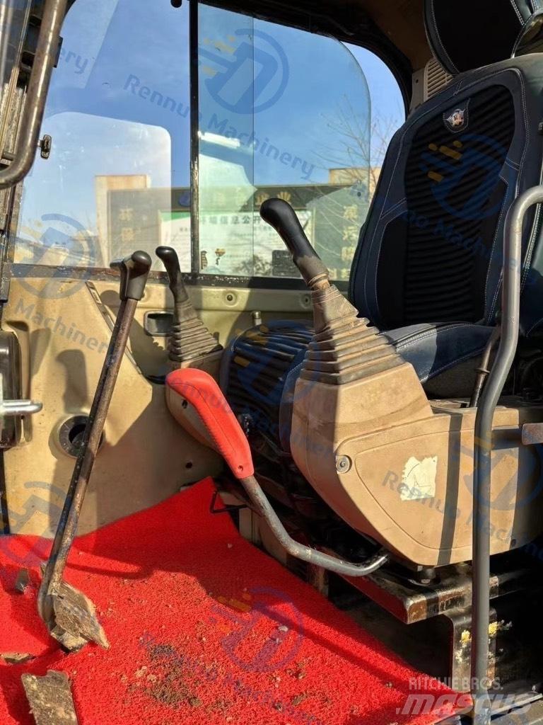 Doosan DH 60 Lánctalpas kotrók
