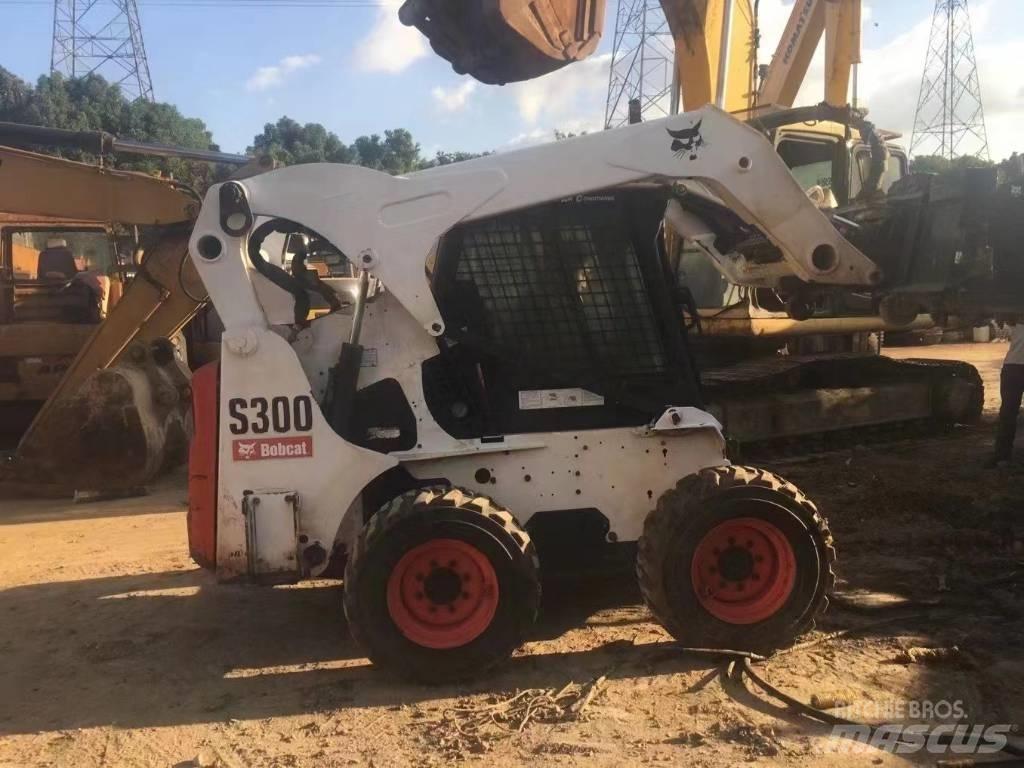 Bobcat S 300 Kompaktrakodók